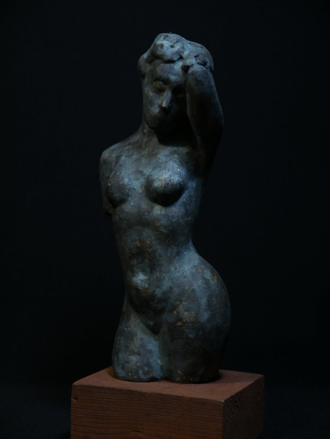 Женский торс - Купить скульптуру