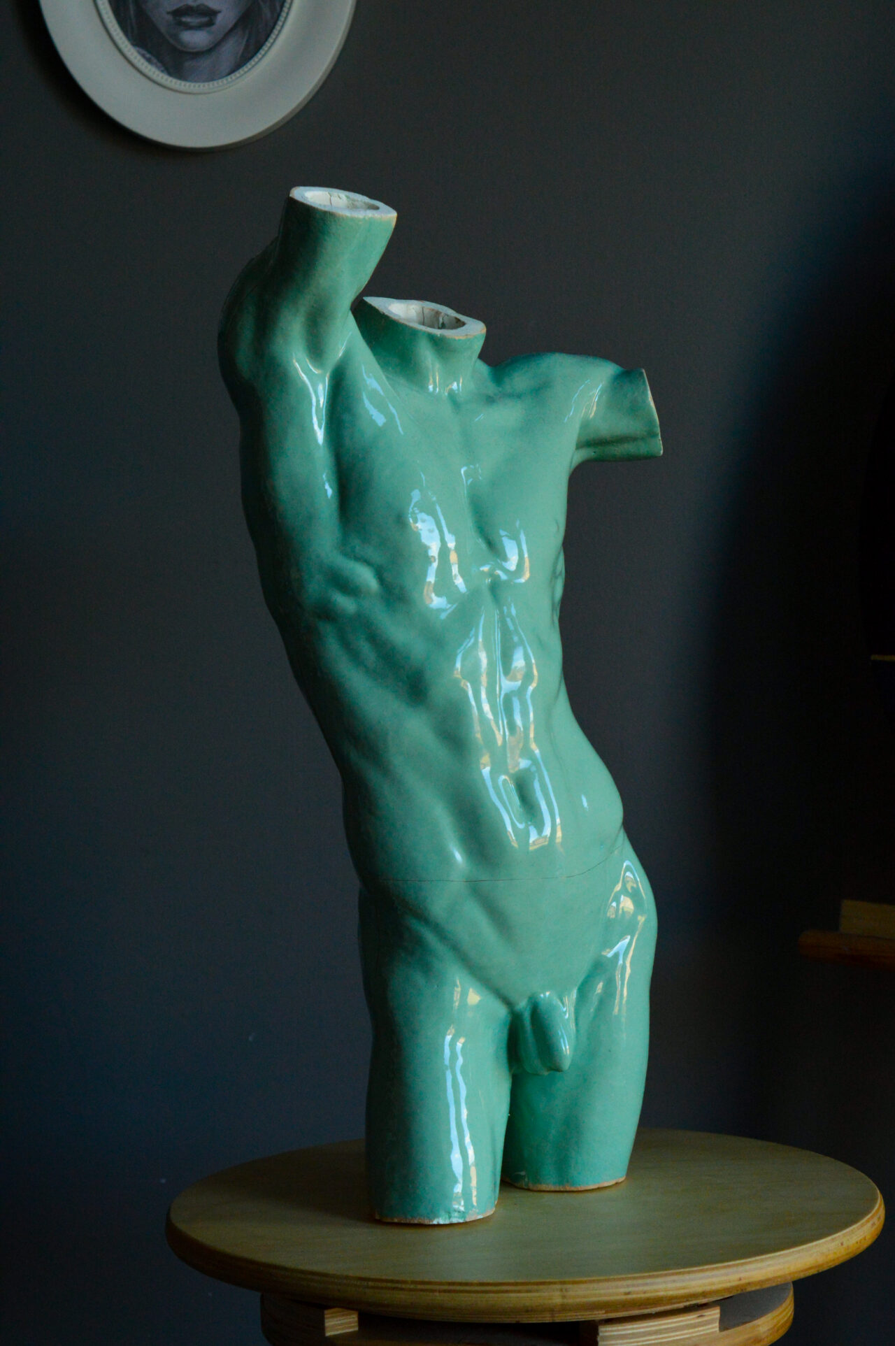 Торс мужской Катерина Пильникова Керамика зеленая глазурь