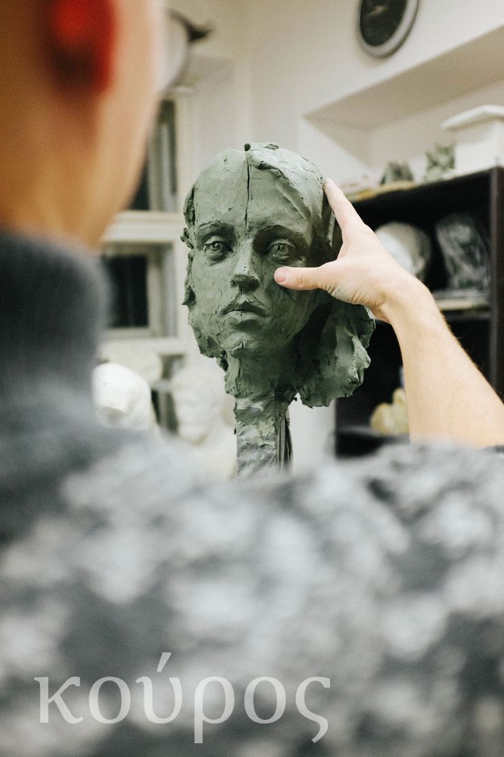 Sculpting womans portrait, lesson, Kouros studio