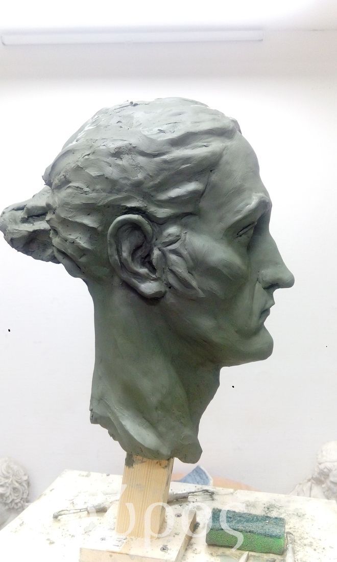 Курс по лепке портрета в скульптурной студии Курос, Петербург