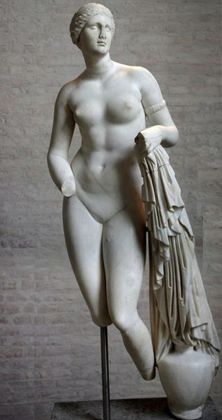 Самые известные античные скульптуры - Афродита Книдская